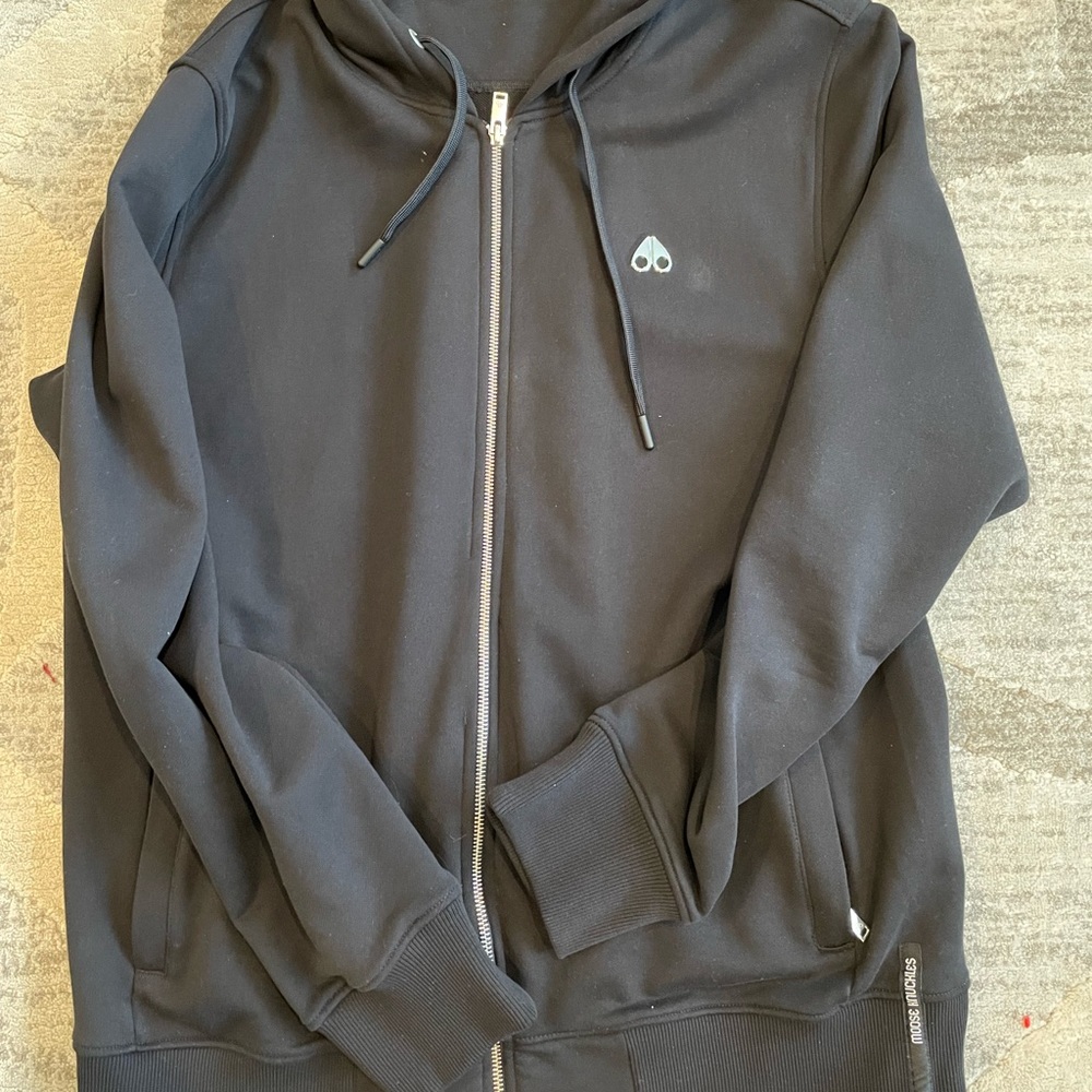 Like new Moose knuckle zip up